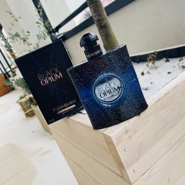 Yves Saint Laurent Woda perfumowana, Black Opium Intense EDP