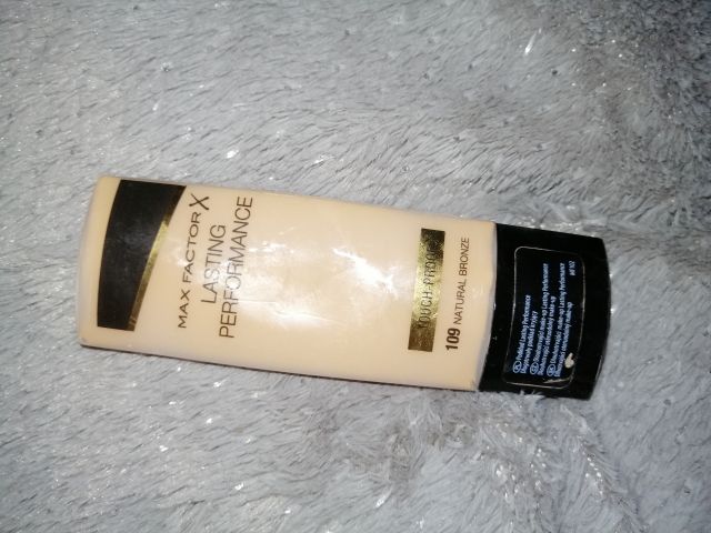 Max Factor Lasting Performance, Podkład do twarzy, Touch-proof, nr 109 Natural Bronze