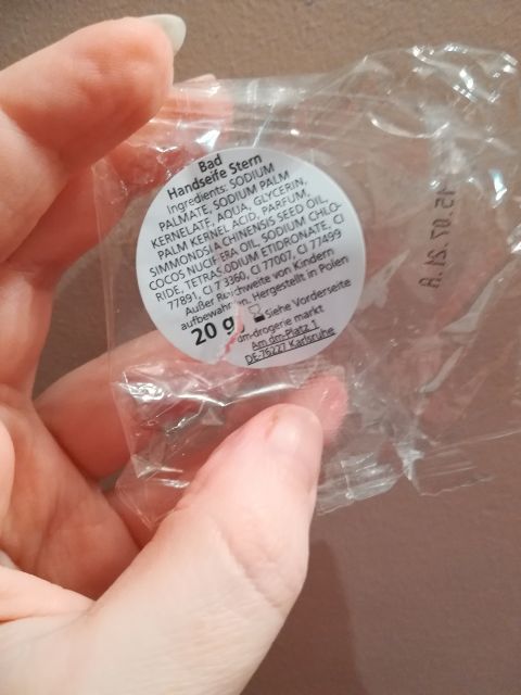 akcja denkowanie! grudzień - kosmetyki w świątecznych opakowaniach i świątecznych kolorach 🎄❄️⛄🎀🎁🎅