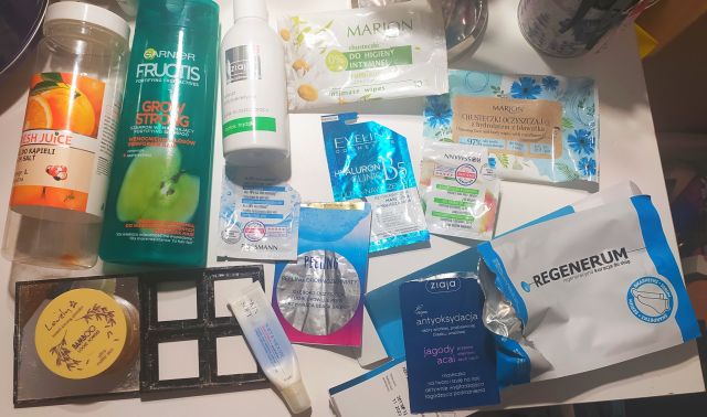 akcja denkowanie! grudzień - kosmetyki w świątecznych opakowaniach i świątecznych kolorach 🎄❄️⛄🎀🎁🎅
