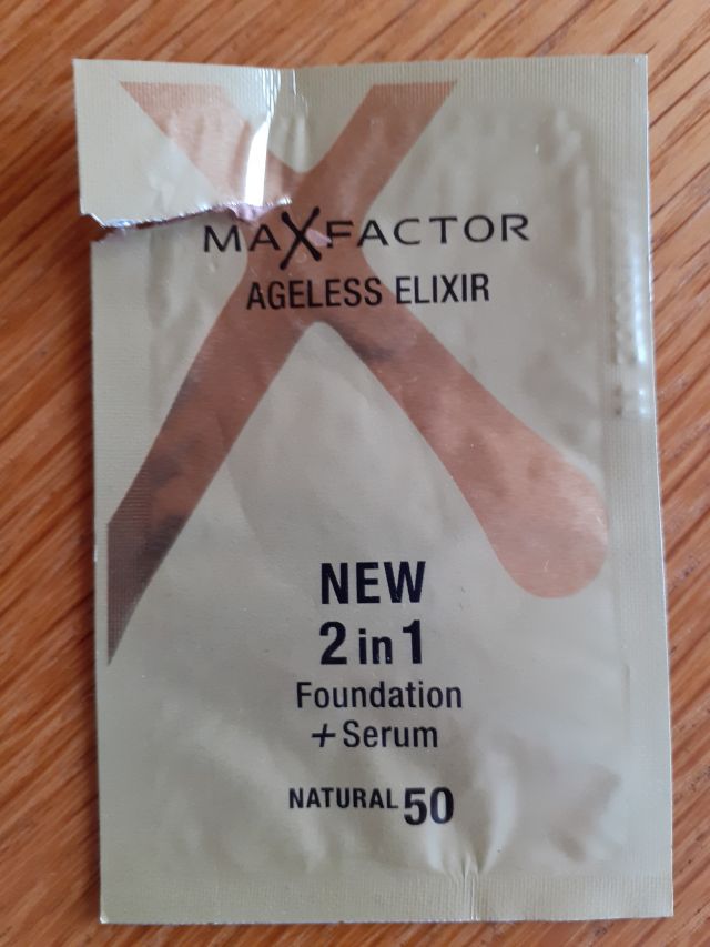 akcja denkowanie! grudzień - kosmetyki w świątecznych opakowaniach i świątecznych kolorach 🎄❄️⛄🎀🎁🎅