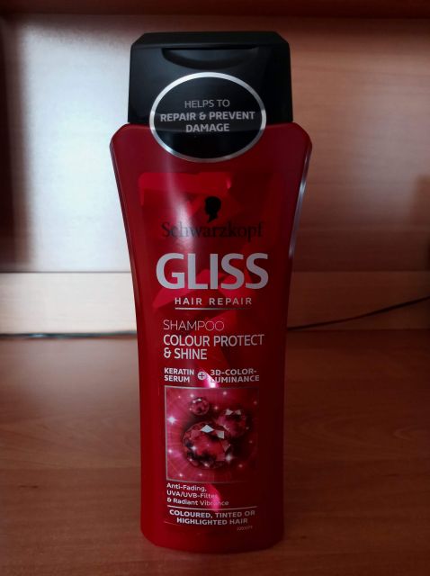 Schwarzkopf Gliss, Hair Repair, Ultimate Color, Szampon do włosów farbowanych lub z pasemkami