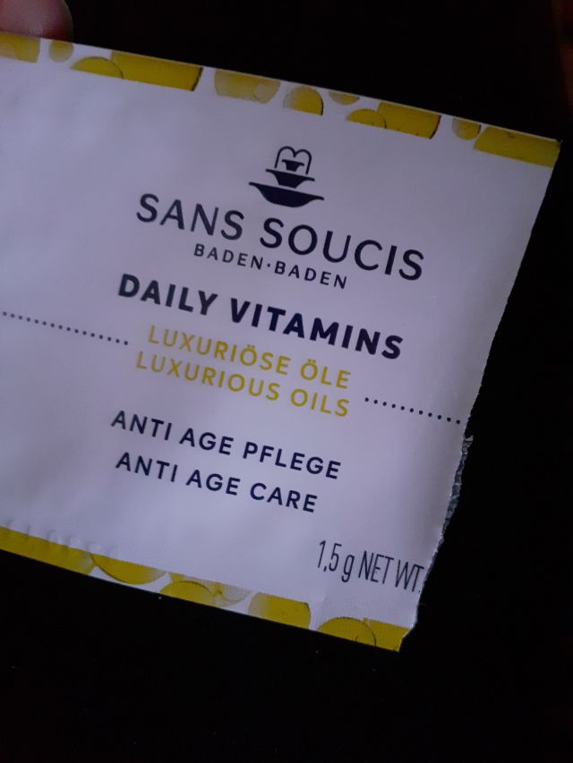 akcja denkowanie! grudzień - kosmetyki w świątecznych opakowaniach i świątecznych kolorach 🎄❄️⛄🎀🎁🎅