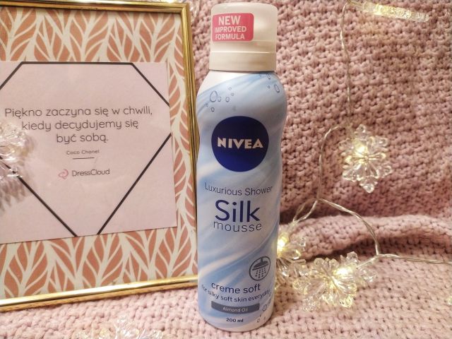 Nivea Silk Mousse Almond oil