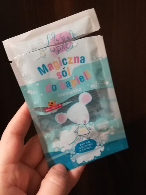 akcja denkowanie! grudzień - kosmetyki w świątecznych opakowaniach i świątecznych kolorach 🎄❄️⛄🎀🎁🎅