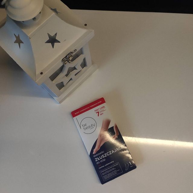 Skarpetki złuszczające do stóp