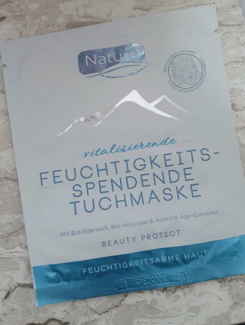 akcja denkowanie! grudzień - kosmetyki w świątecznych opakowaniach i świątecznych kolorach 🎄❄️⛄🎀🎁🎅