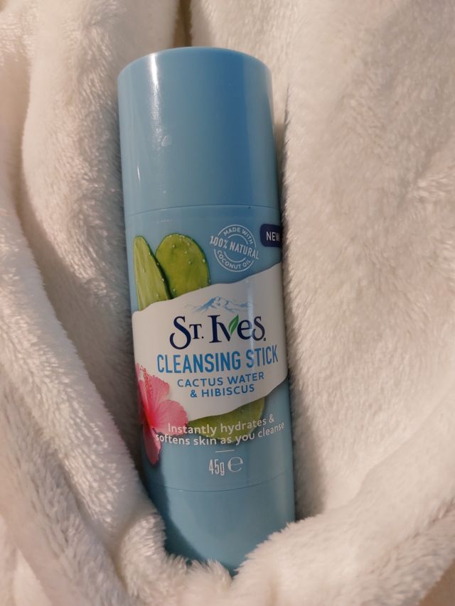 St. Ives Sztyft do twarzy, Oczyszczający, Cactus Water & Hibiscus