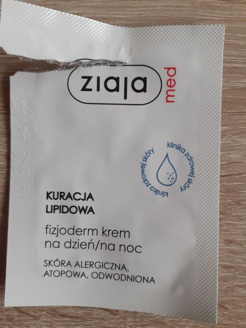 akcja denkowanie! grudzień - kosmetyki w świątecznych opakowaniach i świątecznych kolorach 🎄❄️⛄🎀🎁🎅