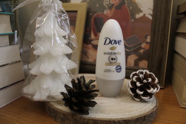 Dove Antyperspirant w sprayu, Invisible Dry