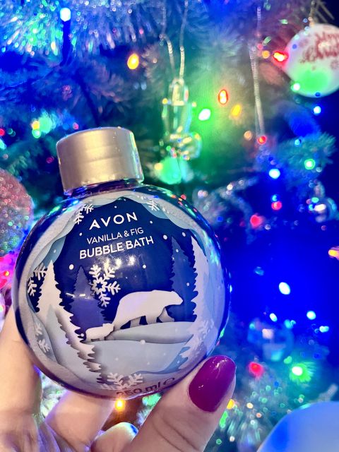 Świąteczny płyn do kąpieli Avon