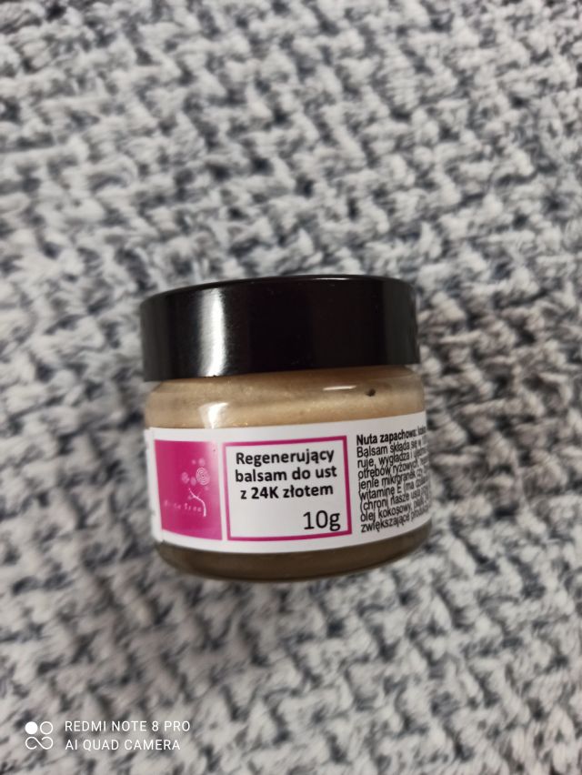 WhiteTree Natural Cosmetics Balsam do ust, Regenerujący, Z 24 k złotem