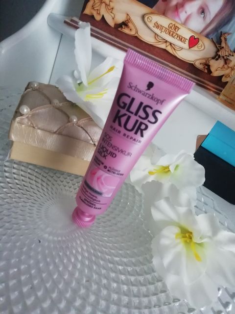 Schwarzkopf Gliss Kur, Hair Repair, Sos Intensivkur, Total Repair, Błyskawiczna kuracja, Suche, zniszczone włosy, Głęboka odbudowa i ochrona