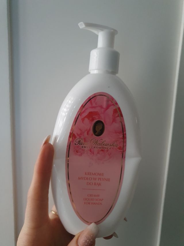 akcja denkowanie! grudzień - kosmetyki w świątecznych opakowaniach i świątecznych kolorach 🎄❄️⛄🎀🎁🎅