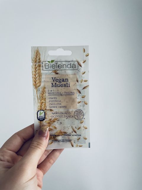 akcja denkowanie! grudzień - kosmetyki w świątecznych opakowaniach i świątecznych kolorach 🎄❄️⛄🎀🎁🎅