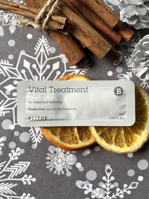 Blithe Vital Treatment, 5 Energy Roots, Esencja do twarzy, Nawadniająco - rewitalizująca