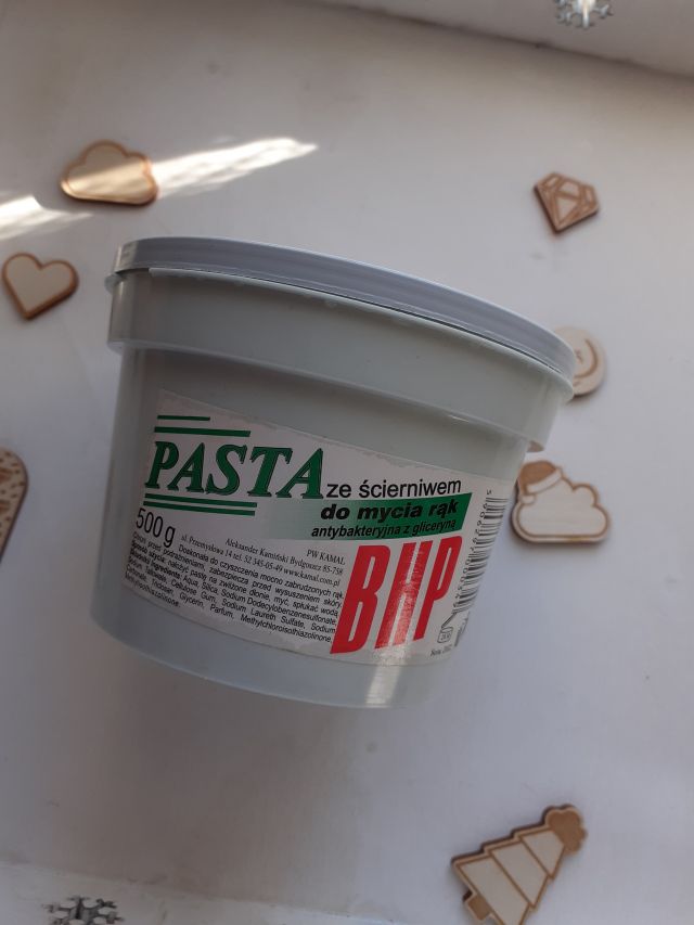 PW Kamal Pasta ze ścierniwem do mycia rąk