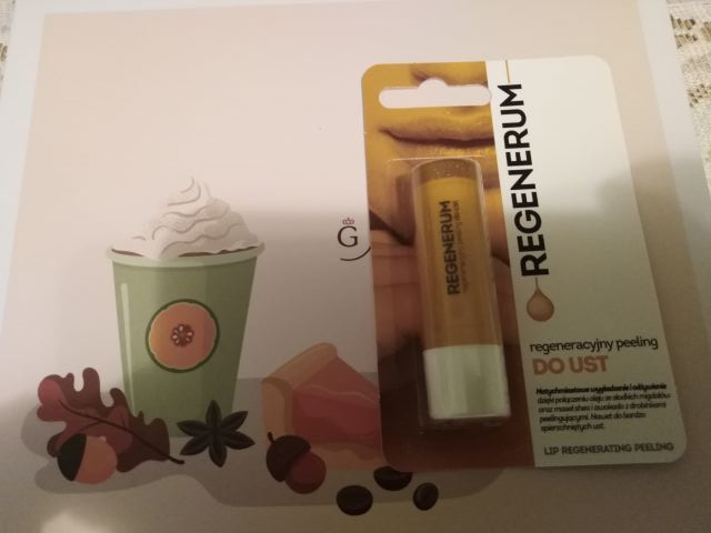 Regenerum Regeneracyjny peeling do ust