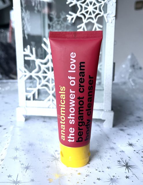 Anatomicals Shower of Love, krem pod prysznic