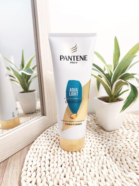 Odżywka do włosów - Pantene Pro-V Aqua Light