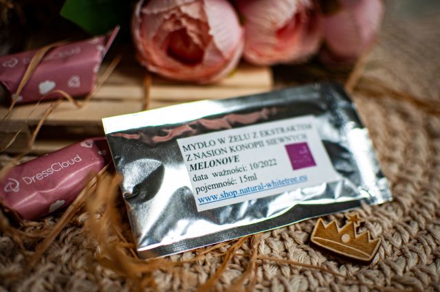 Próbka mydła naturalnego whitetree