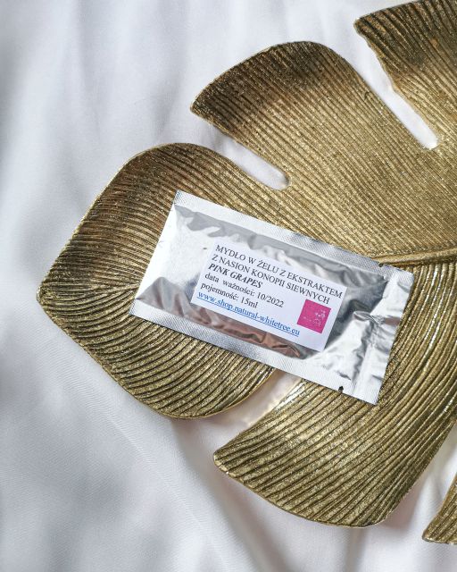 WhiteTree Natural Cosmetics Mydło w żelu z ekstraktem z nasion konopii siewnych, Pink Grapes