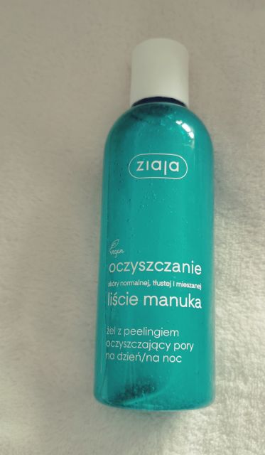 Ziaja Oczyszczanie, Liście Manuka, Żel do mycia twarzy z peelingiem, Oczyszczający pory na dzień/na noc