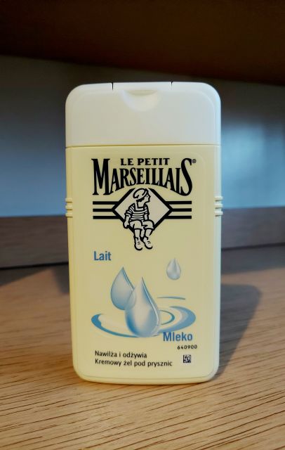 Le Petit Marseillais Żel pod prysznic, Kremowy, Mleko