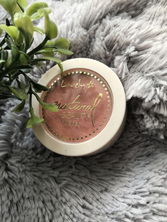 Lovely, róż do policzków 