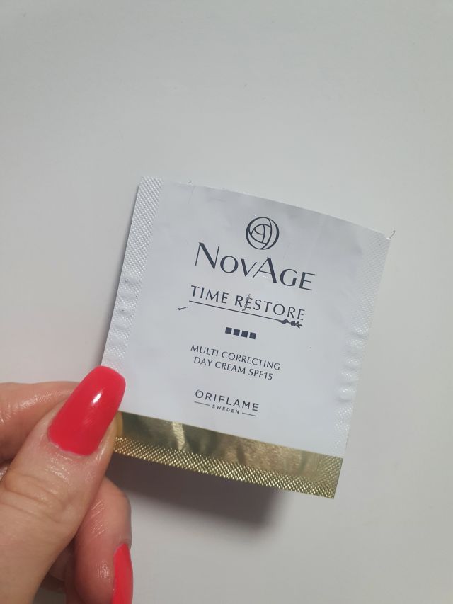 akcja denkowanie! grudzień - kosmetyki w świątecznych opakowaniach i świątecznych kolorach 🎄❄️⛄🎀🎁🎅