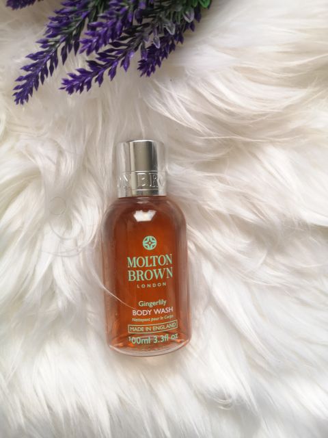 Olejek pod prysznic Molton Brown