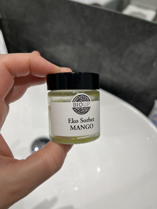 akcja denkowanie! grudzień - kosmetyki w świątecznych opakowaniach i świątecznych kolorach 🎄❄️⛄🎀🎁🎅