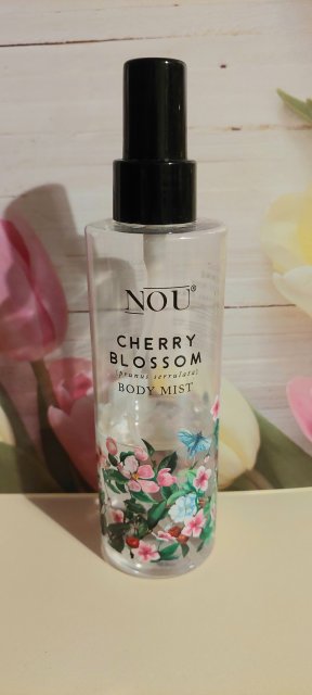NOU Woda perfumowana, Cherry Blossom EDP