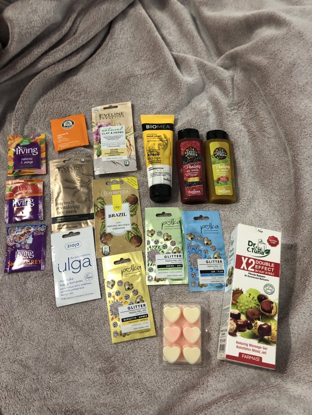 ✩ Kalendarz urodzinowy Clouders ✩