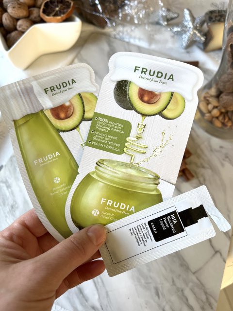 akcja denkowanie! grudzień - kosmetyki w świątecznych opakowaniach i świątecznych kolorach 🎄❄️⛄🎀🎁🎅