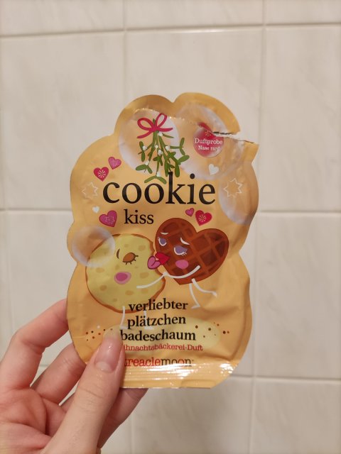 akcja denkowanie! grudzień - kosmetyki w świątecznych opakowaniach i świątecznych kolorach 🎄❄️⛄🎀🎁🎅