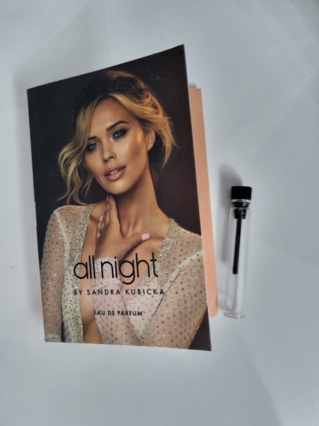 akcja denkowanie! grudzień - kosmetyki w świątecznych opakowaniach i świątecznych kolorach 🎄❄️⛄🎀🎁🎅