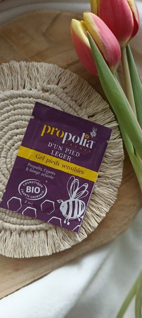 Propolia France  Hipoalergiczny Żel Pod Prysznic Z Miodem Aloesem I Mlekiem Migdałowym