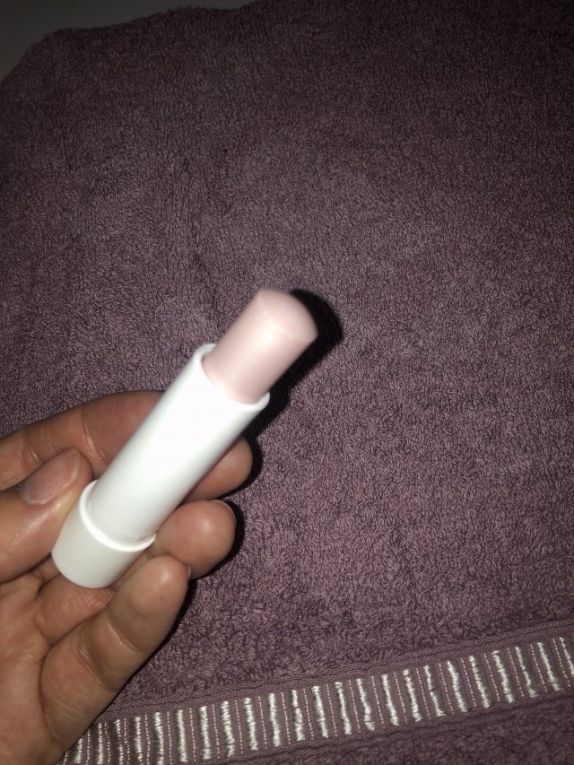 Pomadka do ust Isana 