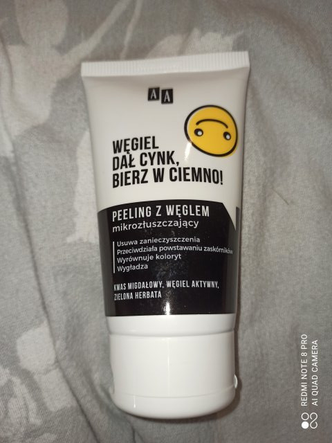 AA Węgiel dał cynk, bierz w ciemno! Peeling do twarzy, Z węglem, Mikrozłuszczający