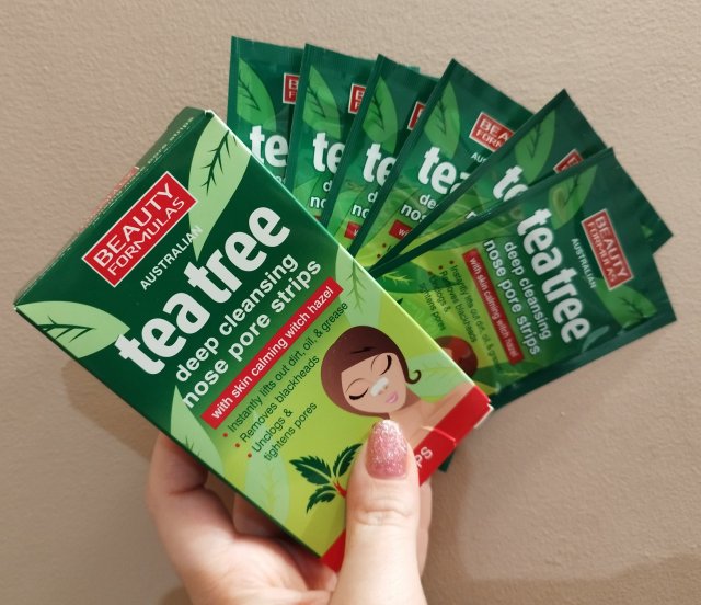 Beauty Formulas Tea Tree, Głęboko oczyszczające paski na nos 