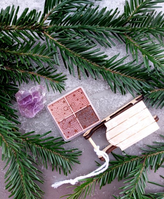 Q-KI Mini paletka cieni z kalendarza adwentowego Q-KI 2022