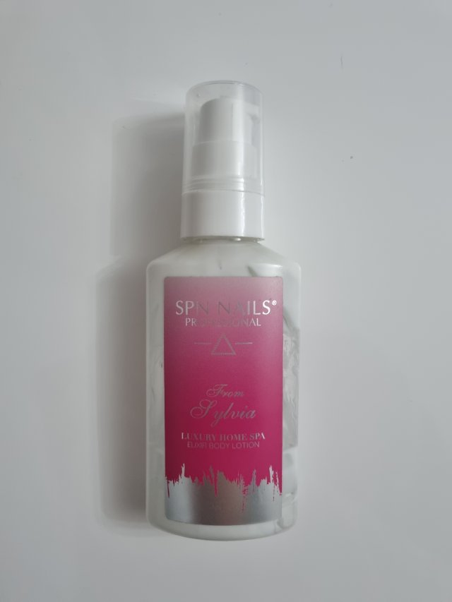 akcja denkowanie! grudzień - kosmetyki w świątecznych opakowaniach i świątecznych kolorach 🎄❄️⛄🎀🎁🎅