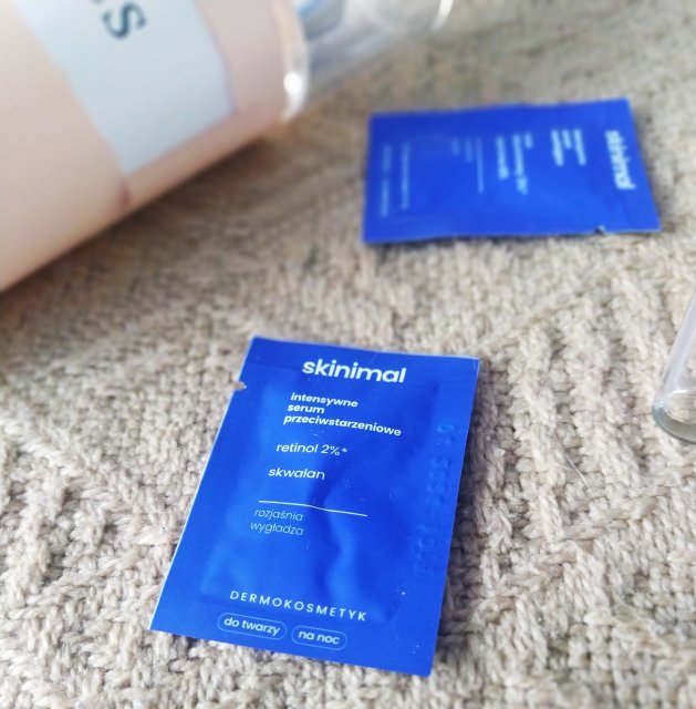 skinimal Serum do twarzy, Intensywne, Przeciwstarzeniowe, retinol 2% i skwalan, Na noc