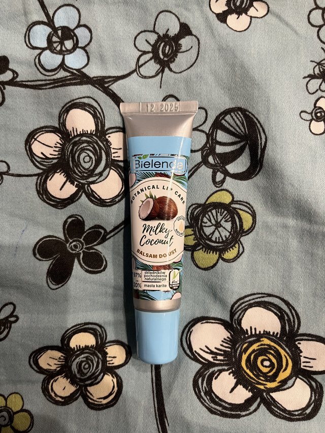 Bielenda Balsam do ust w tubce, Milky Coconut