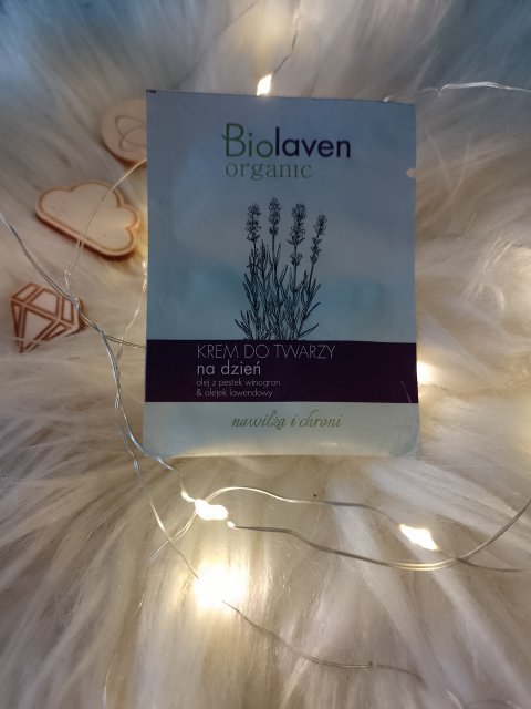 Sylveco Biolaven, Krem do twarzy, Na dzień, Nawilża i chroni, Olej z pestek winogron i olejek lawendowy