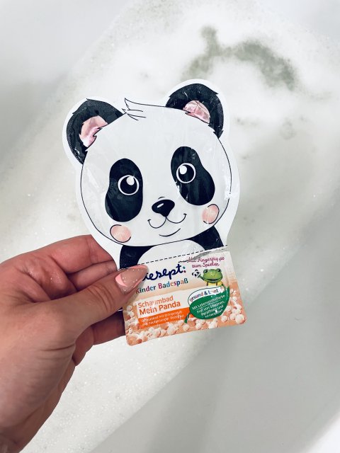 akcja denkowanie! grudzień - kosmetyki w świątecznych opakowaniach i świątecznych kolorach 🎄❄️⛄🎀🎁🎅