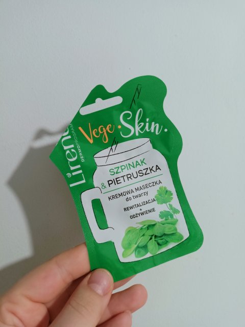 akcja denkowanie! grudzień - kosmetyki w świątecznych opakowaniach i świątecznych kolorach 🎄❄️⛄🎀🎁🎅