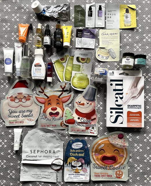 akcja denkowanie! grudzień - kosmetyki w świątecznych opakowaniach i świątecznych kolorach 🎄❄️⛄🎀🎁🎅