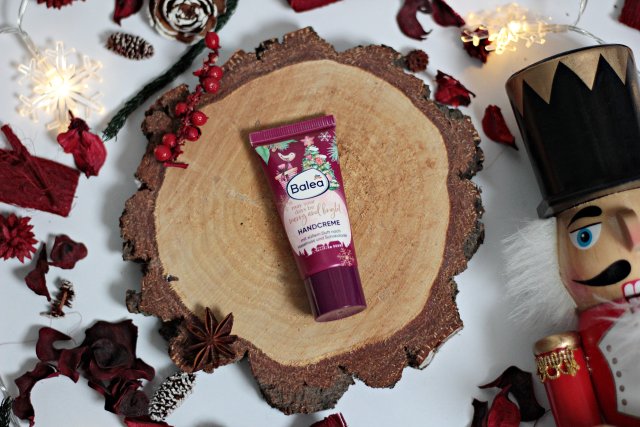 Balea Krem do rąk, May Your Days Be Merry And Bright, Orzech i czekolada